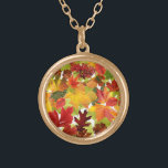 Collier Plaqué Or Feuilles automnales d'automne<br><div class="desc">Cette oeuvre d'art numérique exquise de Looly Elzayat présente un vecteur arrière - plan de feuilles d'automne captivant, qui présente les teintes vibrantes de l'automne. Le design complexe capte l'essence de la saison, avec un mélange harmonieux de couleurs chaudes qui évoquent un sentiment de nostalgie et de tranquillité. Idéale pour...</div>