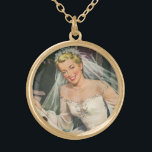 Collier Plaqué Or Mariage vintage, Mariée rétro avec Flower Girl<br><div class="desc">Illustration vintage image d'amour et de romance montrant une fille aux fleurs avec une mariée heureuse et souriante dans sa belle robe avec des arcs ornés le jour de son mariage. Il est temps d'aller se marier !</div>
