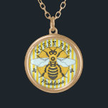 Collier Plaqué Or Miel | de reine des abeilles de bourdon d'abeille<br><div class="desc">Ce collier doux superbe d'abeille a un dessin original d'une abeille jaune et noire. Il a les ailes blanc-bleues qui sont étendues comme lui sont prêtes à voler. Derrière lui, il se repose sur un cercle de nid d'abeilles avec une frontière et un fleur de lis rayés. Il est parfait...</div>