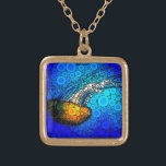 Collier Plaqué Or Orange méduse bleu océan audacieux simple unique<br><div class="desc">Prenez une leçon de cette méduse jaune orangé flottant dans l'océan bleu turquoise et laissez la vie suivre son cours chaque fois que vous portez ce collier de charme photo incroyablement chic et coloré. Ce collier se présente en petites et moyennes tailles ainsi qu'en forme de carré et de cercle....</div>