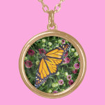 Collier Plaqué Or Papillon monarque<br><div class="desc">Un papillon monarque parmi des fleurs sauvages colorés avec des ailes larges est capturé sur ce magnifique collier pendentif. Pour beaucoup à travers le monde, le papillon symbolise le changement, l'espoir, la transformation et la vie, et ce magnifique collier pendentif capte tous ces émouvants sentiments de la vie. Cette image...</div>