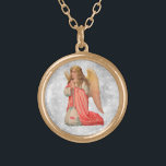 Collier Plaqué Or *~* Prière Vintage classique AP40 Angel Kneeling<br><div class="desc">(ID de recherche AP40 pour des designs similaires) Transfert vers d'autres produits si vous le souhaitez. Vintage ROND Design or avec l'art classique sucré d'une jeune femme Fraise blonde ANGEL KNEELING PRIER . * Énergétiquement Amélioré Romantique Vintage rétro Antique Antique fausse Parties scintillant diamant pavé Arrière - plan. Blonde portant...</div>