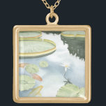 Collier Plaqué Or Réflexion de Koi Pond avec poissons et lys<br><div class="desc">Attrapez votre réflexion dans cet étang de koi attrayant. Surveillez les poissons qui semblent nager et les lys flottent devant vous grâce au rendu réaliste de Chariklia Zarris. Cela ferait un cadeau extraordinaire pour un membre de la famille ou votre autre membre important!</div>