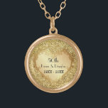 Collier Plaqué Or Sparkle Gold Heart 50e anniversaire de Mariage<br><div class="desc">Magnifique orné de coeur d'or sur parties scintillant dorée scintillante imprimer arrière - plan sur ce collier de gardiennage romantique célébrant leur cinquantième anniversaire Mariage. Le texte est prêt pour vous à customiser avec leurs noms et dates.</div>