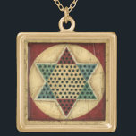 Collier Plaqué Or Tableau de contrôle chinois vintage par Ethan Harp<br><div class="desc">Continuez votre jeu avec ce tableau à damier chinois spectaculaire d'Ethan Harper. L'oeuvre a une allure très vintage,  comme si elle avait été modelée sur un héritage familial. Cela ferait un grand cadeau pour quelqu'un qui aime les jeux de société!</div>