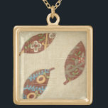 Collier Plaqué Or Trois Feuilles sur l'Arrière - plan Texture Linen<br><div class="desc">Les meilleures choses arrivent en trois ! Placés sur un arrière - plan de lin,  ces feuilles semblent flotter vers le sol dans un tumble automnal. Attrapez-les et placez-les sur votre mur aujourd'hui !</div>