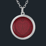 Collier Rouge Noir Mariage Coeur gothique Belle Élégante<br><div class="desc">Notre magnifique design de coeur gothique rouge et noir élégant est parfait comme un design de mariage élégant foncé.</div>