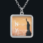 Collier statue de liberté usa de new york<br><div class="desc">New York City Ny Nyc Statue de la Liberté USA</div>