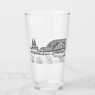 Cologne Panorama avec verre à boire