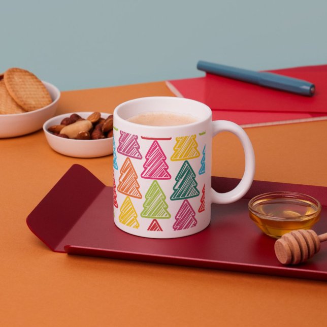 Coloré Sketchy Arbres de Noël Mug (Créateur téléchargé)