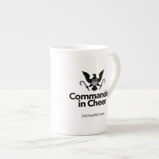 "Commandant tasse de porcelaine tendre dans