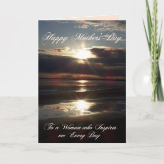 COMME CI-DESSUS, AINSI SOUS LA CARTE DE JOUR DE MÈ