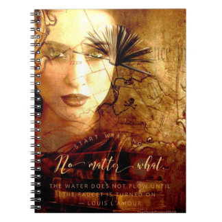 Commencez à écrire le carnet de spirale de thème