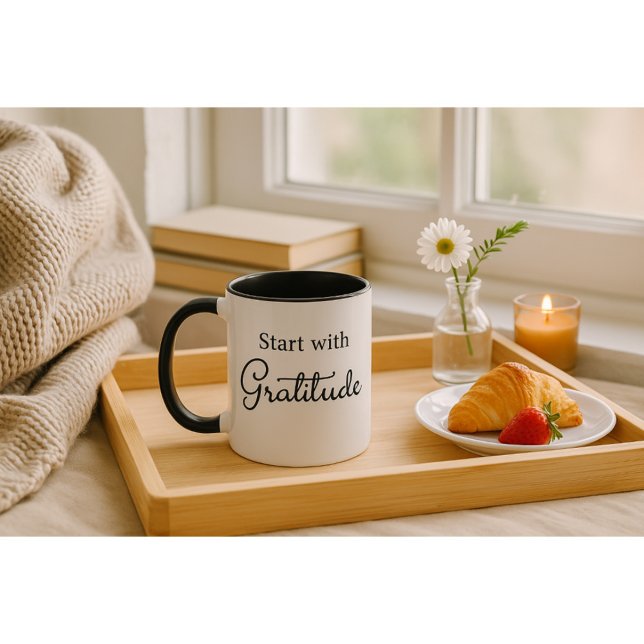 Commencez avec un mug bicolore de gratitude (Créateur téléchargé)