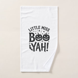 Conception de chemise Halloween vintage Little Mis