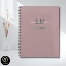 Conception de l'image de marque Monogramme Blush T