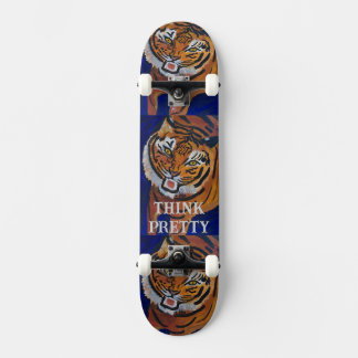 CONCEPTION DE SKATEBOARD PAR ARTISTE PAULA REILLY
