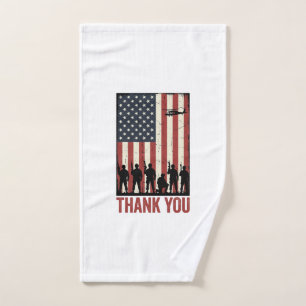 Conception de T-shirt de drapeau américain militai