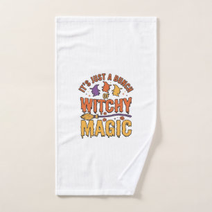 Conception de typographie Halloween magique ensorc