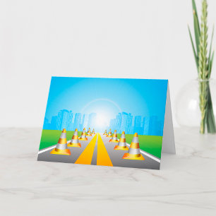 Cones De Route Qui Mène À Une Carte De Ville