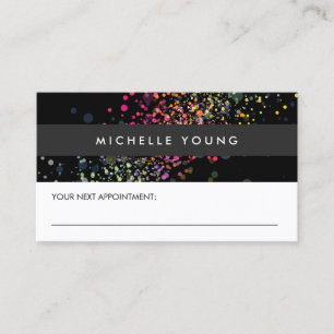 Confetti Bokeh coloré sur rendez-vous noir