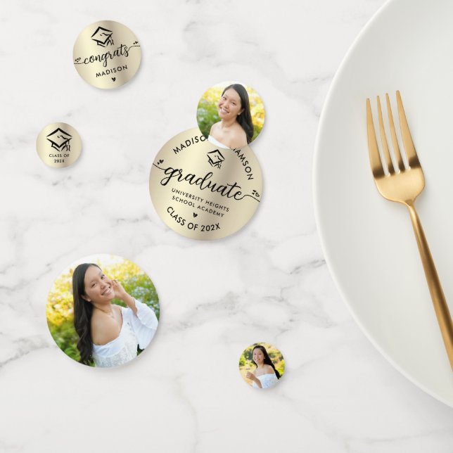 Confettis 3 Graduation Photo Black Gold Modern Script Casque (Groupe)