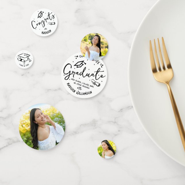 Confettis Black Hand Drawn Doodles Graduation 3 Photo White (Groupe)