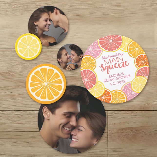 Confettis Elle a trouvé sa douche nuptiale de la personne sp (Custom Bridal Shower Confetti with Photos - She Found Her Main Squeeze)