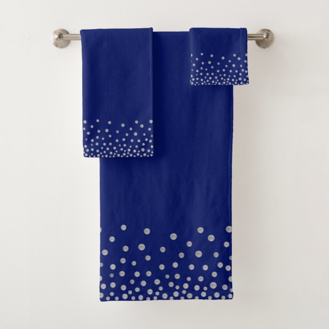 Confettis gris argent élégants sur fond bleu marin (En situation)