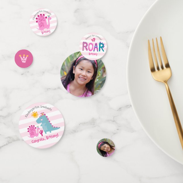 Confettis Kindergarten Graduation Pink Dinosaur Girl 2 Photo (Groupe)
