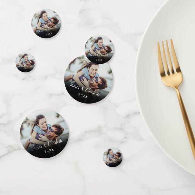 Confettis Nom de script photo personnalisé minimaliste Date (Groupe)