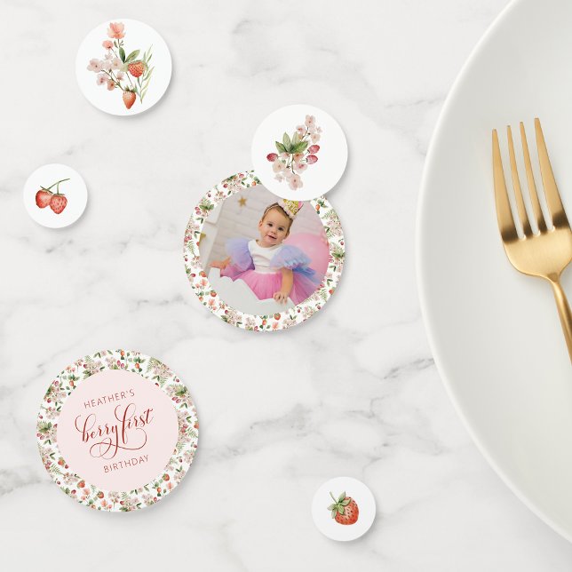 Confettis Première table Berry (Berry First Birthday Table Confetti by Painted Paperie
)