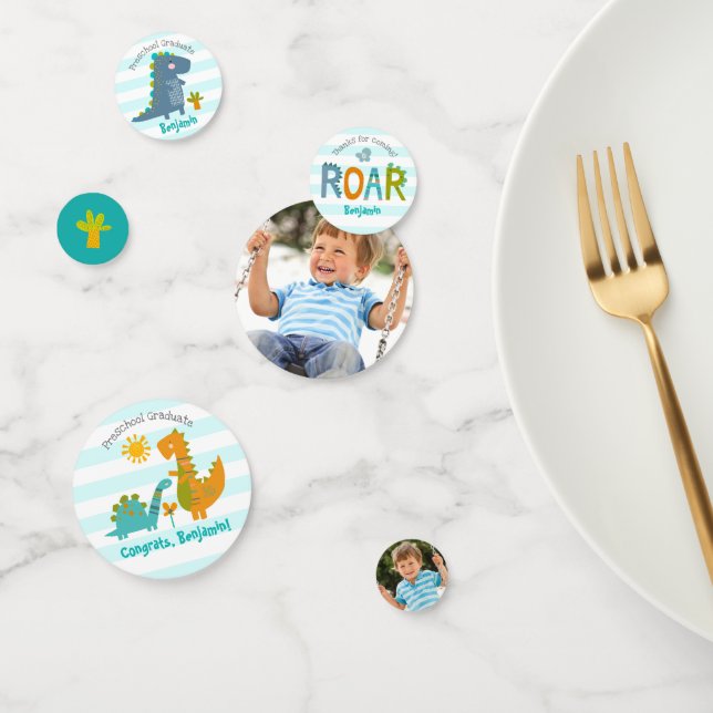 Confettis Preschool Graduation Blue Dinosaur Boy 2 Photo Fun (Groupe)