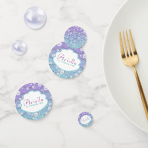 Confettis Sous les perles d'anniversaire des sirènes de mer