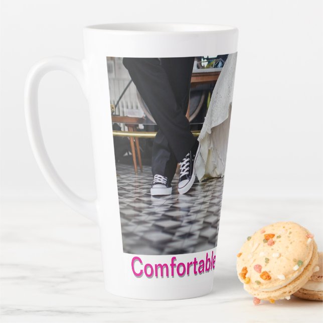 Confortable Ensemble Latte Love Mug Par EditorsPic (En situation)