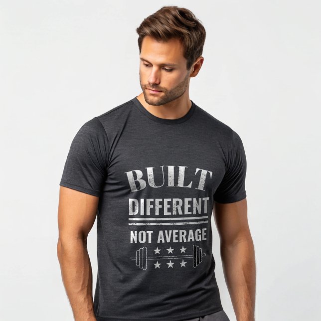 Construit Différemment Pas de T-Shirt de Gym Moyen (Créateur téléchargé)