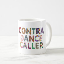 Contre la tasse de visiteur de danse