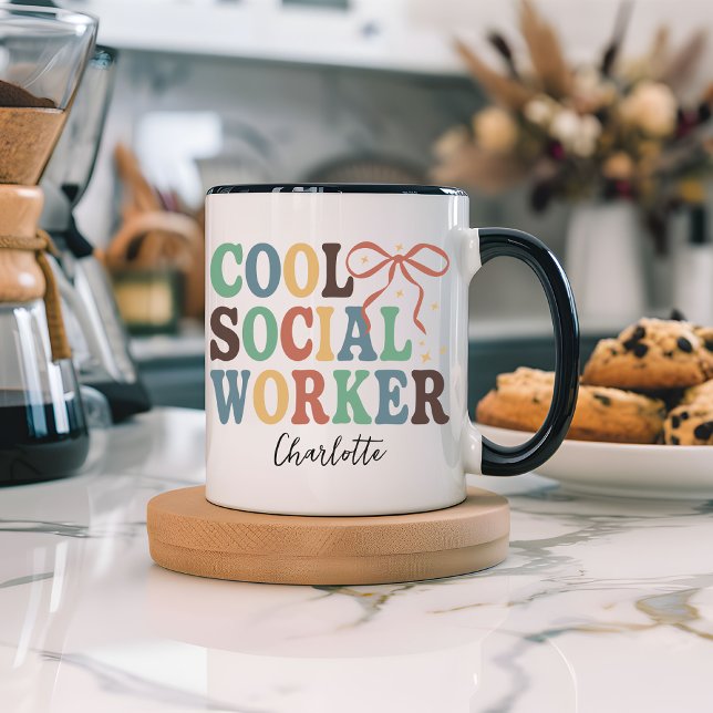 Cool Social Worker Retro Coquette Mug personnalisé (retro social worker gift, coquette mug, social worker appreciation, custom mug for social worker,)