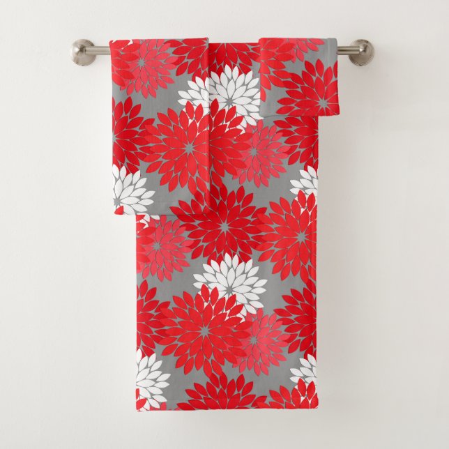 Copie florale moderne de kimono, rouge et gris de (En situation)