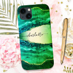 Coque Case-Mate iPhone Émeraude vert agate nom de marbre<br><div class="desc">Porte vert émeraude,  gravure en marbre en arrière - plan Personnalisez et ajoutez votre nom. Le nom est écrit avec un script de style moderne écrit à la main.</div>