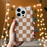 Coque Case-Mate iPhone Vérification de la rouille<br><div class="desc">Boho tendance damier imprimé étui téléphonique en couleur orange brûlé et crème. Utilisez les outils de conception pour ajouter votre propre monogramme,  nom ou autre texte,  ou changer la couleur arrière - plan pour créer une couverture de périphérique unique d'un type particulier.</div>