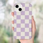 Coque Case-Mate iPhone Vérification rétro Lilac<br><div class="desc">Boho tendance damier imprimé boîtier de téléphone en lavande poussiéreuse violet et ivoire couleurs. Utilisez les outils de conception pour ajouter votre propre monogramme,  nom ou autre texte,  ou changer la couleur arrière - plan pour créer une couverture de périphérique unique d'un type particulier.</div>