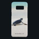 Coque Case-Mate Samsung Galaxy S8 Turtle Beach Voyage Nom personnalisé | Nature<br><div class="desc">Ce design est composé d'une petite tortue qui se dirige vers l'océan après sa naissance. Personnalisez en modifiant le texte dans la zone de texte ou en supprimant le texte sans nom. #tortue #océan #seaturtle #leatherback #plage #vie marine #personnalisées #nature #Samsung</div>