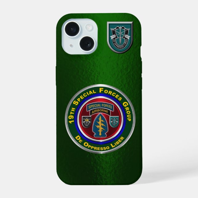 Coque iPhone 15 19e Groupe des forces spéciales (Verso)