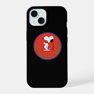 Coque iPhone 15 cacahuètes   Snoopy Raw Force & Courage Badge