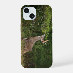 Coque iPhone 15 Cerf de Virginie, grand buck sur le bord fait une
