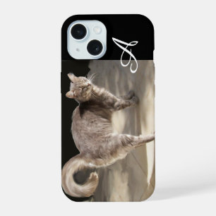 COQUE iPhone 15 CHAT TURC MONOGRAMME