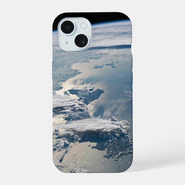 Coque iPhone 15 Des Nuages Autour De Sumatra, Indonésie. (Verso)
