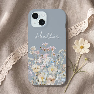 Coque iPhone 15 Fleur sauvage bleu poussiéreux personnalisée