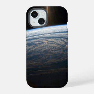 Coque iPhone 15 Formations nuageuses dans le sud de l'océan Indien